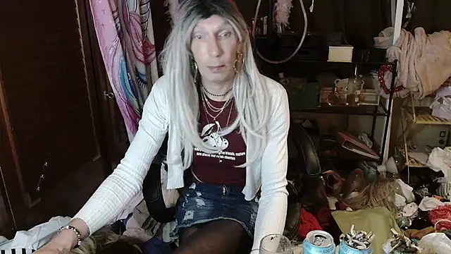 Ombeline1 online show from October 22, 4:24 am