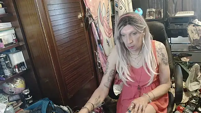 Ombeline1 online show from April 19, 9:19 am