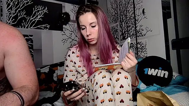 Snapshot of niki7377 chatting on February 7, 5:40 pm niki7377 online show from February 7, 5:40 pm