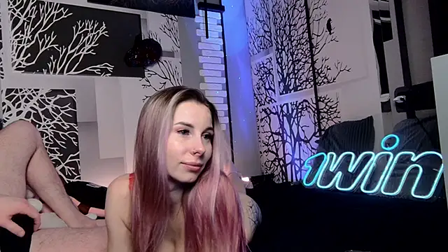 Snapshot of niki7377 chatting on February 22, 3:14 pm niki7377 online show from February 22, 3:14 pm