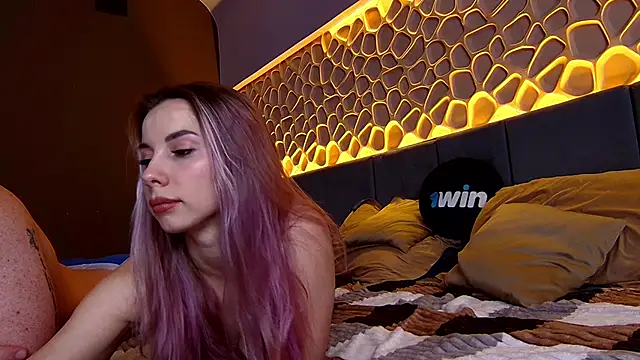 Snapshot of niki7377 chatting on March 3, 2:37 pm niki7377 online show from March 3, 2:37 pm