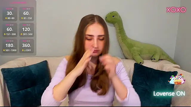 MilliStrii online show from April 22, 1:30 am