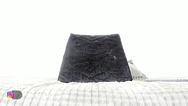 mariana preciado online show from March 1, 1:43 am