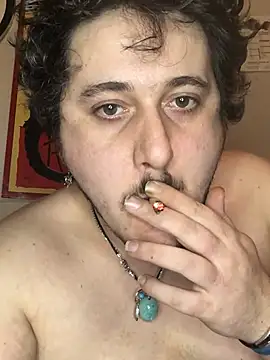 Snapshot of Daminou28 chatting on January 1, 4:39 pm Daminou28 online show from January 1, 4:39 pm