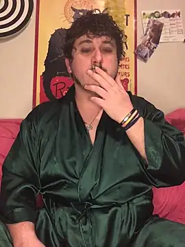 Snapshot of Daminou28 chatting on January 3, 12:00 am Daminou28 online show from January 3, 12:00 am