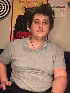 Snapshot of Daminou28 chatting on January 17, 5:30 pm Daminou28 online show from January 17, 5:30 pm