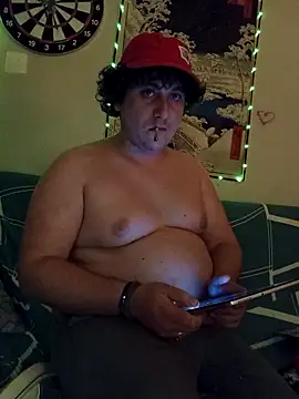 Snapshot of Daminou28 chatting on October 16, 11:17 pm Daminou28 online show from October 16, 11:17 pm