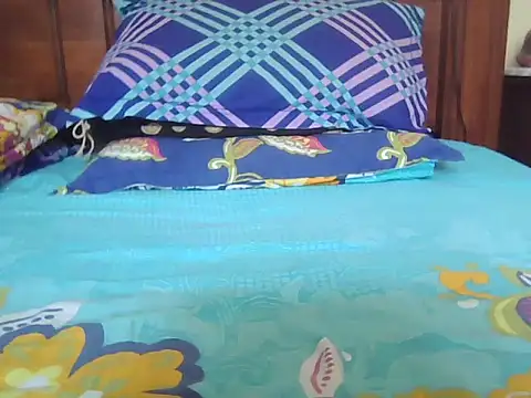 Nuttysub online show from April 13, 5:02 am