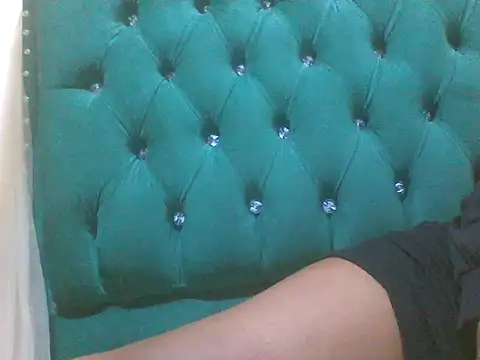 Snapshot of Sexy_Riri chatting on October 30, 11:55 am Sexy Riri online show from October 30, 11:55 am