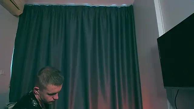 Snapshot of Samuel_Andrew chatting on February 2, 2:59 am Samuel Andrew online show from February 2, 2:59 am