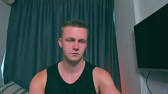 Snapshot of Samuel_Andrew chatting on February 18, 4:58 am Samuel Andrew online show from February 18, 4:58 am