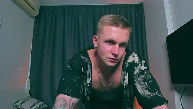 Snapshot of Samuel_Andrew chatting on March 2, 11:29 am Samuel Andrew online show from March 2, 11:29 am