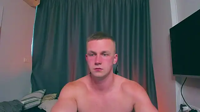 Snapshot of Samuel_Andrew chatting on March 10, 3:23 am Samuel Andrew online show from March 10, 3:23 am