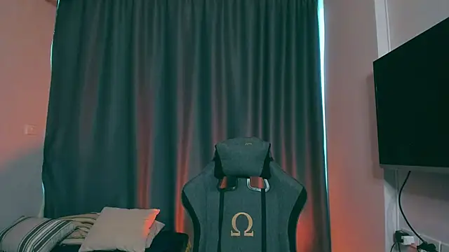 Snapshot of Samuel_Andrew chatting on March 15, 5:08 am Samuel Andrew online show from March 15, 5:08 am