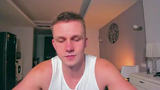 Snapshot of Samuel_Andrew chatting on October 2, 1:56 am Samuel Andrew online show from October 2, 1:56 am