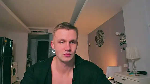 Snapshot of Samuel_Andrew chatting on November 5, 5:40 am Samuel Andrew online show from November 5, 5:40 am