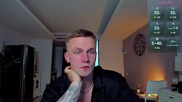 Samuel Andrew online show from April 8, 4:23 am