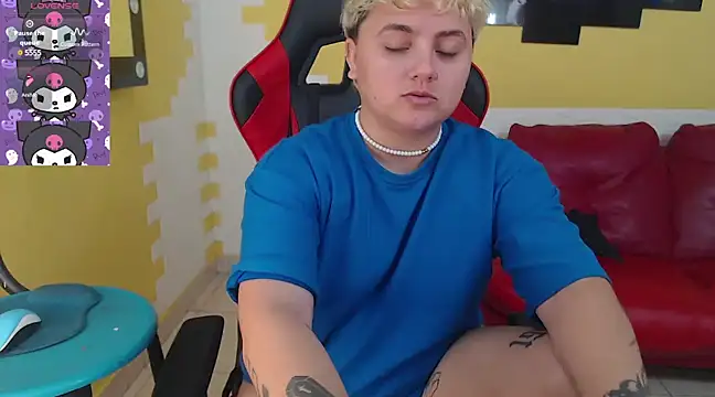isabeautyx19 online show from December 31, 2:03 pm