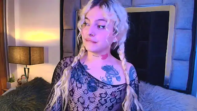 Bonnie vega online show from March 21, 11:01 pm