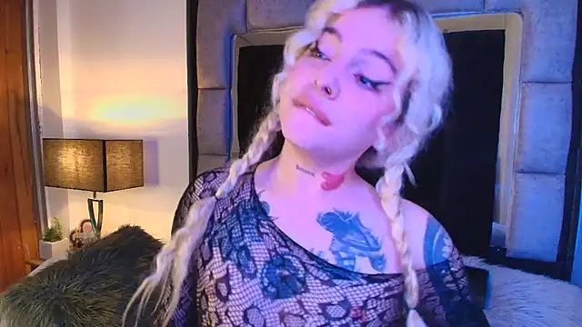 Bonnie vega online show from March 22, 2:05 am