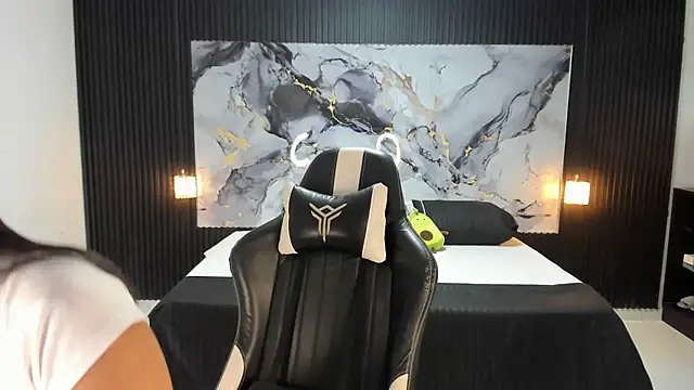 Ivy 16 online show from March 20, 12:00 pm