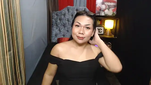 Snapshot of XXmistressamandaXX chatting on September 23, 6:22 pm XXmistressamandaXX online show from September 23, 6:22 pm