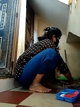 Mamta Chaterjee online show from January 24, 6:14 am