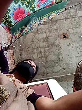 Mamta Chaterjee online show from November 27, 2:35 am