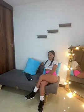 Snapshot of alexa_joonesofficial chatting on January 22, 11:43 pm alexa joonesofficial online show from January 22, 11:43 pm