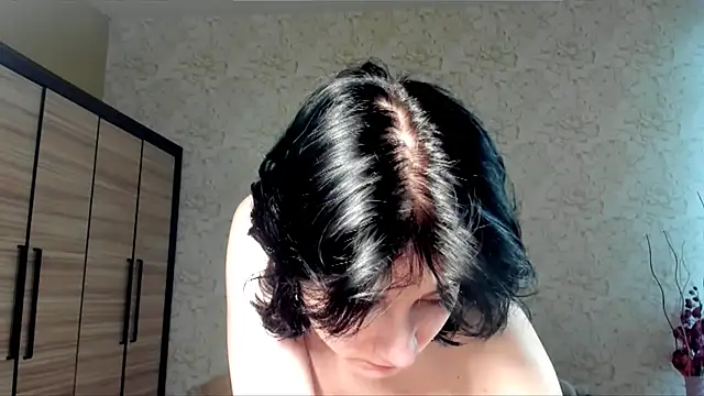 JulisSweet online show from January 24, 1:36 pm