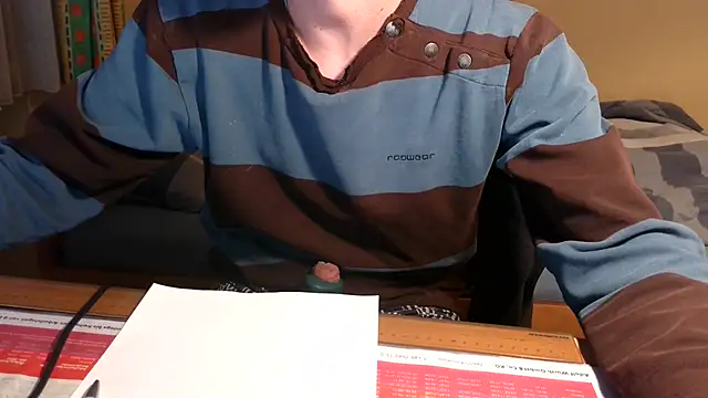 Snapshot of SissyStefanie chatting on December 2, 5:37 pm SissyStefanie online show from December 2, 5:37 pm