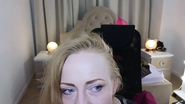 SquirtyAlisa online show from April 23, 12:15 pm