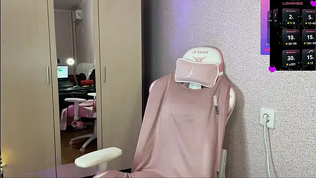 Snapshot of Katrin__kiss chatting on January 27, 8:07 pm Katrin  kiss online show from January 27, 8:07 pm