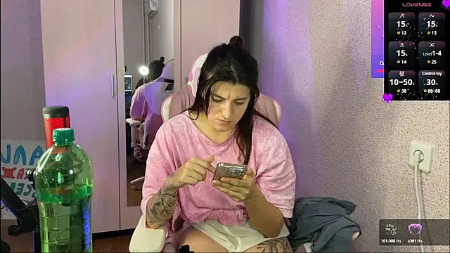 Snapshot of Katrin__kiss chatting on February 4, 7:33 pm Katrin  kiss online show from February 4, 7:33 pm