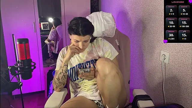 Snapshot of Katrin__kiss chatting on March 4, 7:22 pm Katrin  kiss online show from March 4, 7:22 pm