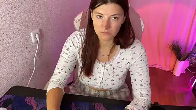 Snapshot of Katrin__kiss chatting on October 3, 7:49 am Katrin  kiss online show from October 3, 7:49 am