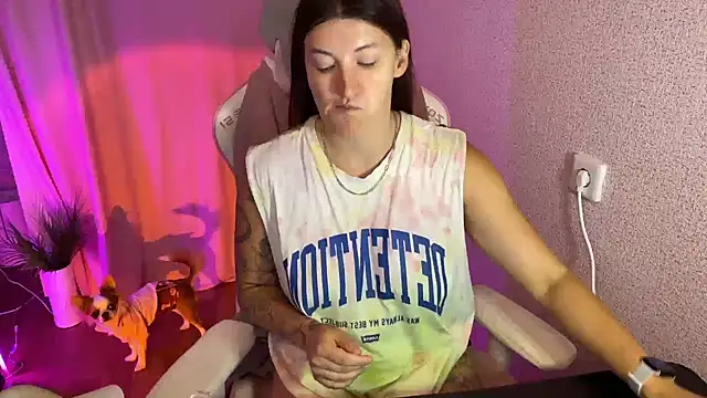 Snapshot of Katrin__kiss chatting on October 5, 11:19 am Katrin  kiss online show from October 5, 11:19 am