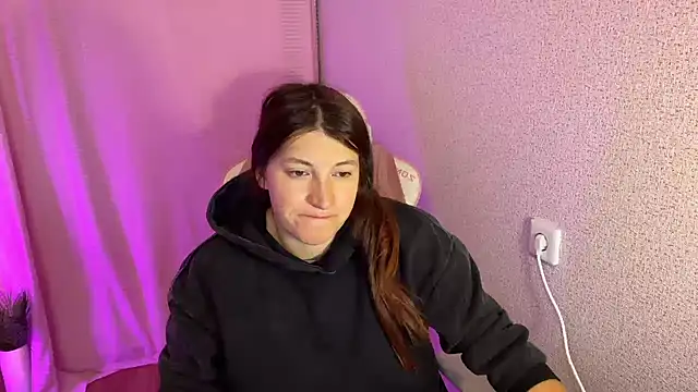 Snapshot of Katrin__kiss chatting on October 16, 1:45 pm Katrin  kiss online show from October 16, 1:45 pm