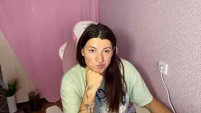 Snapshot of Katrin__kiss chatting on October 24, 10:55 am Katrin  kiss online show from October 24, 10:55 am