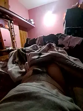 ind hero online show from January 9, 7:15 pm