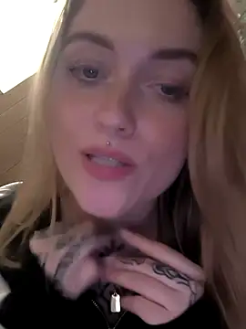 Goldloeckchen159 online show from December 17, 11:22 pm