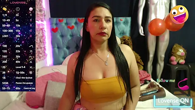 Snapshot of Cristal_cherry chatting on March 11, 2:10 am Cristal cherry online show from March 11, 2:10 am