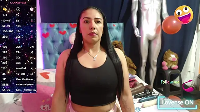 Snapshot of Cristal_cherry chatting on March 23, 2:04 am Cristal cherry online show from March 23, 2:04 am