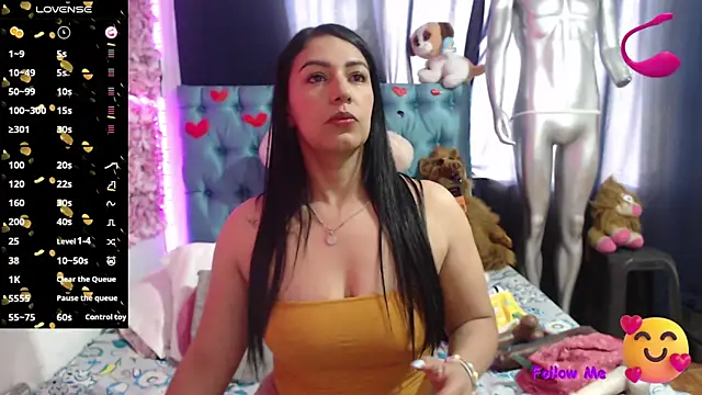 Snapshot of Cristal_cherry chatting on September 22, 1:24 pm Cristal cherry online show from September 22, 1:24 pm