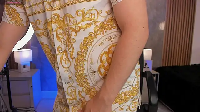 Brat  online show from November 16, 10:04 pm