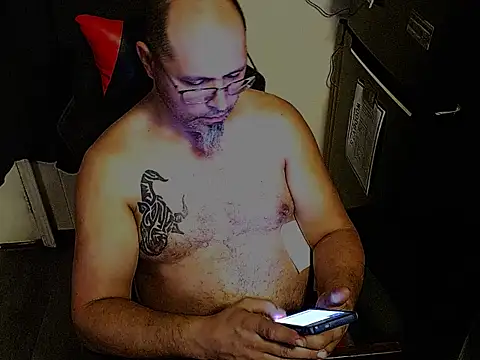 KrazyLegz online show from December 14, 12:05 am