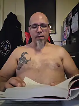 KrazyLegz online show from February 15, 6:04 pm