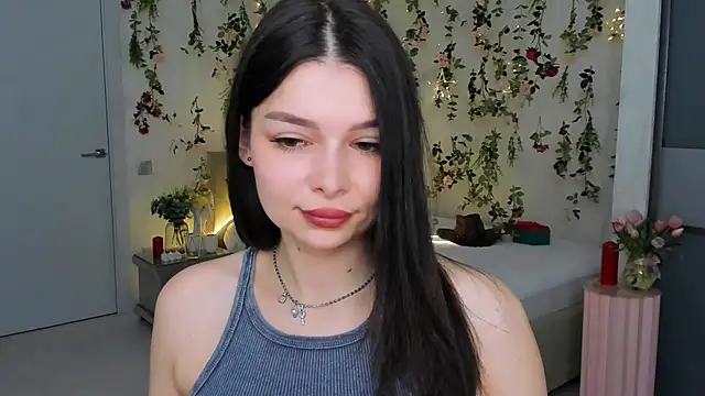 ContinentOfTranquility online show from March 18, 1:09 am