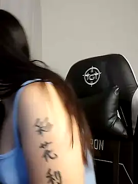 Japabaixinha online show from January 17, 11:07 pm