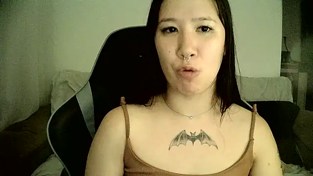 Japabaixinha online show from March 15, 8:48 am